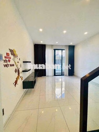 NHÀ MỚI ĐẸP 4TẦNG(4x14M) TÂN HƯƠNG 4PN 5VS hẻm 8M