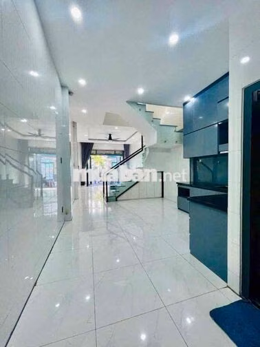 NHÀ MỚI ĐẸP 4TẦNG(4x14M) TÂN HƯƠNG 4PN 5VS hẻm 8M