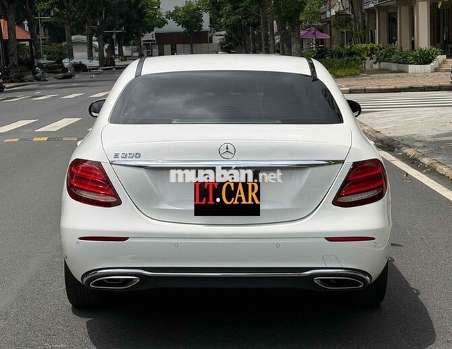 Mercedes-Benz E200 2020 Trắng