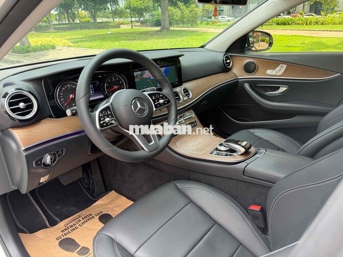 Mercedes-Benz E200 2020 Trắng