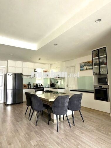 Cao Ốc BMC, 422 Võ Văn Kiệt, Phường Cô Giang,