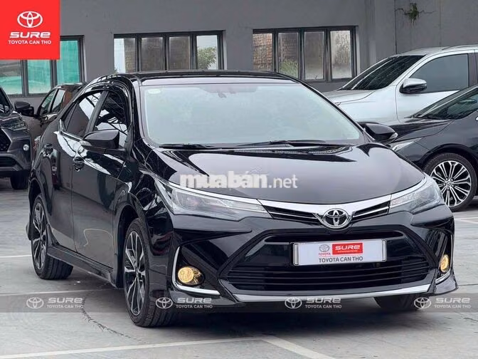 Toyota Corolla Altis 1.8G CVT 2021 Đen CHÍNH HÃNG