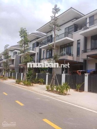 - GÓC CHO THUÊ !  - BIỆT THỰ LAVILA KIẾN Á   - Diện tích: 6m  x 17.6m