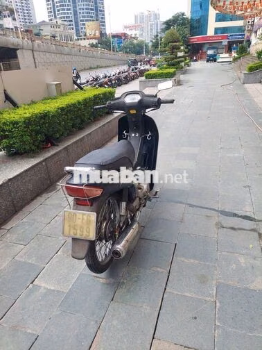 Bán xe Star mầu xanh còn tốt chính chủ 