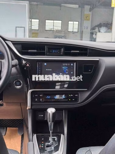 Toyota Corolla Altis 1.8G CVT 2021 Đen CHÍNH HÃNG