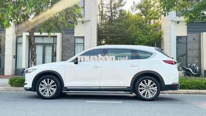 Mazda CX8 2.5 Premium 2024 hơn 2v km siêu mới.