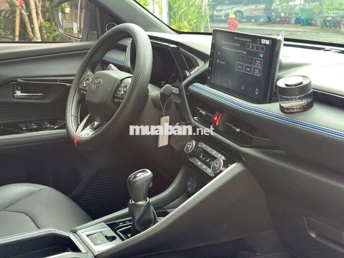 Toyota Yaris Cross HEV 2024 1.5 CVT Trắng