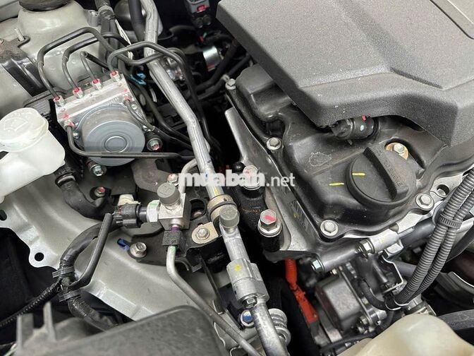 Toyota Yaris Cross HEV 2024 1.5 CVT Trắng
