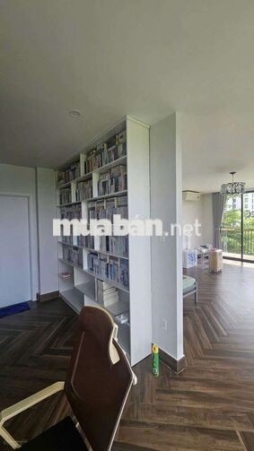 Cho thuê biệt thự góc 2 mặt tiền đối diện cv,sau trường học