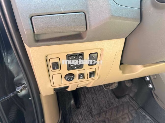 Toyota Fortuner 2.7V 2013 đi 107.000 km một chủ