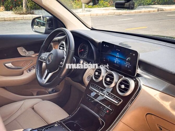 Mercedes-Benz GLC 200 2022 Đen 45,000 km