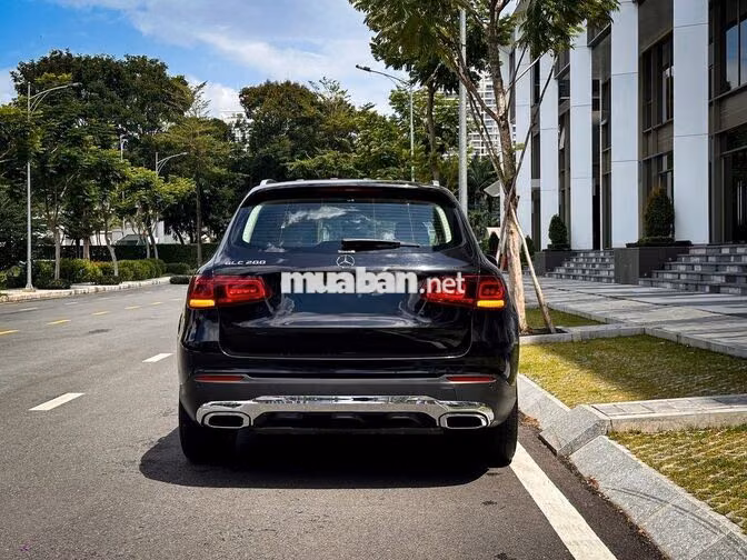 Mercedes-Benz GLC 200 2022 Đen 45,000 km
