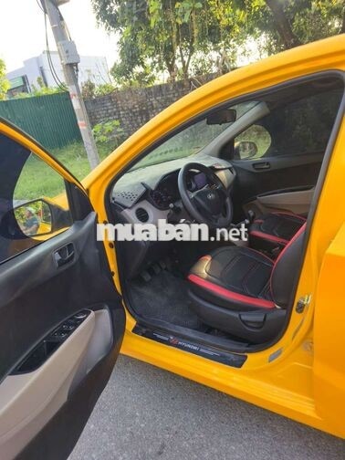 Hyundai i10 SX 2017 1.2L Vàng