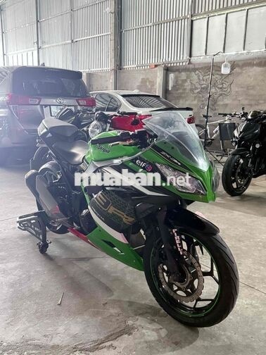 Kawasaki Ninja 300 ABS Xanh lá, Đen 20000 km