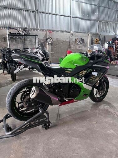 Kawasaki Ninja 300 ABS Xanh lá, Đen 20000 km