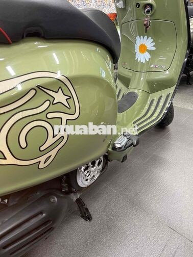 Piaggio Vespa 2024 Xanh lá