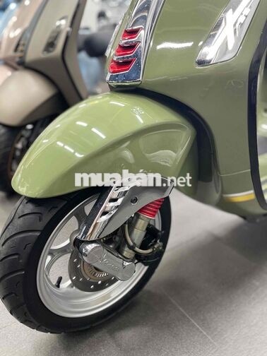 Piaggio Vespa 2024 Xanh lá