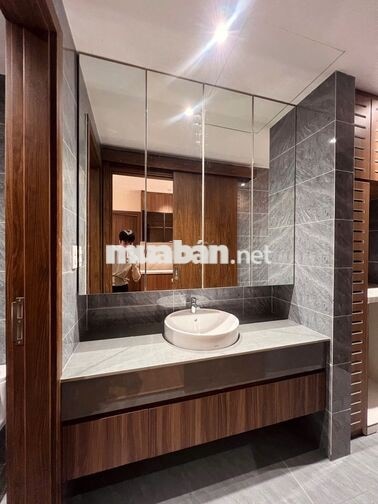 Căn hộ mới 100% full nội thất cao cấp Vista 2PN trung tâm Đà Nẵng 