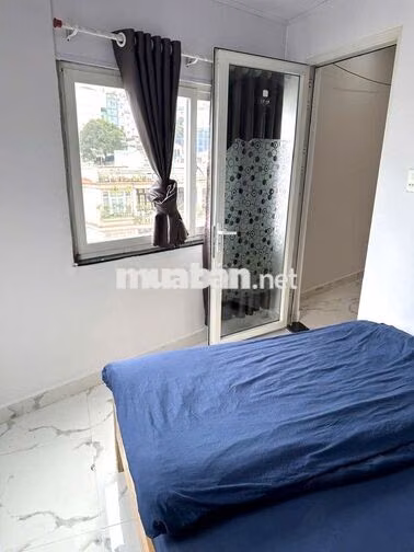 CHO THUÊ CĂN HỘ 2 PN CÓ CỬA SỔ FULL NỘI THẤT P. 4 GIÁ 6.5 TRIỆU/THÁNG
