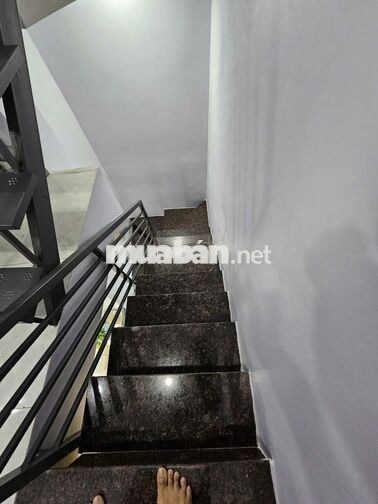 Bán nhà đẹp mới tặng nội thất hẻm 326 đường Bùi Minh Trực P6 Q8