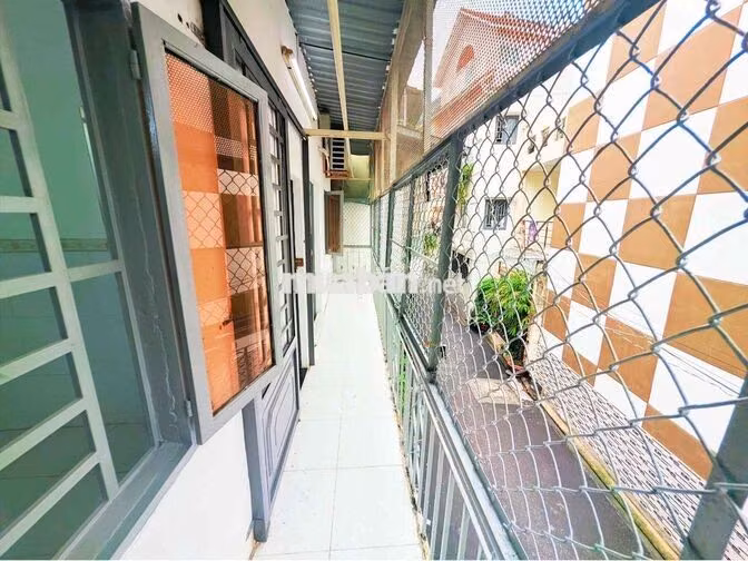 Cho thuê nhà hẻm oto đậu trước nhà 38/ hoàng văn thụ , phú nhuận cũ