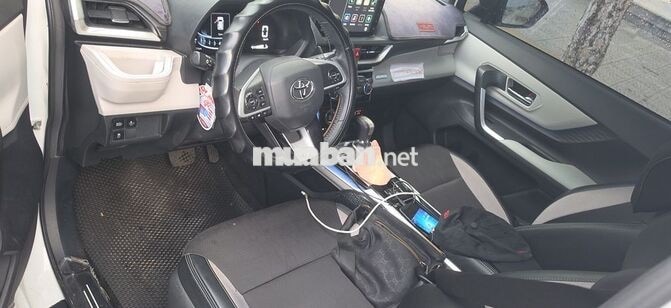 Toyota Veloz Cross Top 2025 Trắng 7 chỗ 41.000 km