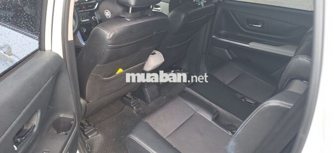 Toyota Veloz Cross Top 2025 Trắng 7 chỗ 41.000 km