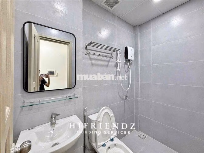PHÒNG XINH – BAN CÔNG THOÁNG – CÓ CỬA SỔ THOÁNG GẦN LOTTE MART VÀ Q1
