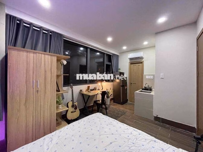 STUDIO ĐI BỘ UTH, FTU2, HUTECH