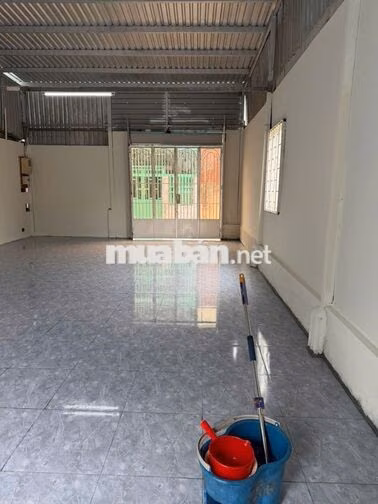 CHO THUÊ NHÀ GẦN CHỢ PHÚ LẠC LÊN Q1 CHỈ 15'