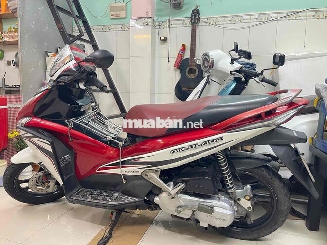 Honda Air Blade 2011 Đỏ trắng đen