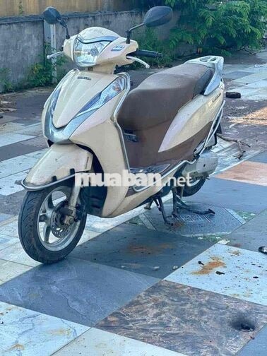 Honda Lead 2016 Vàng kem