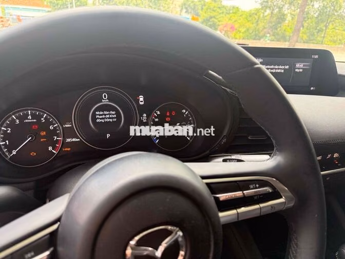 Mazda 3 Luxury 2022 Đỏ 28.000km lướt chuẩn km