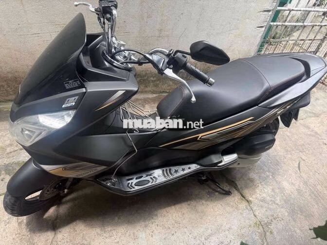 Honda PCX xang phun Fi 2017 Đen