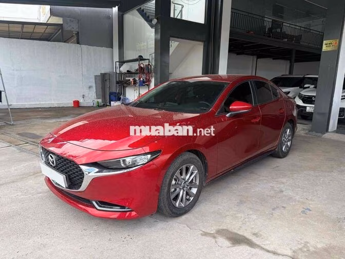 Mazda 3 Luxury 2022 Đỏ 28.000km lướt chuẩn km