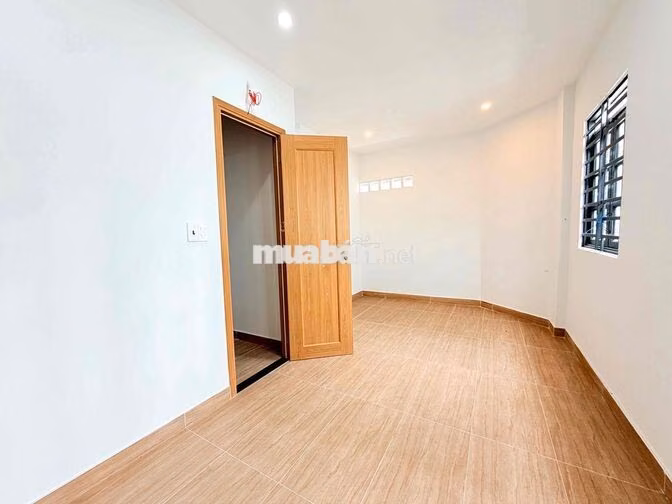 NHÀ SHR 3 TẦNG MỚI CẦN BÁN GẤP NHỈNH HƠN 2 TỶ