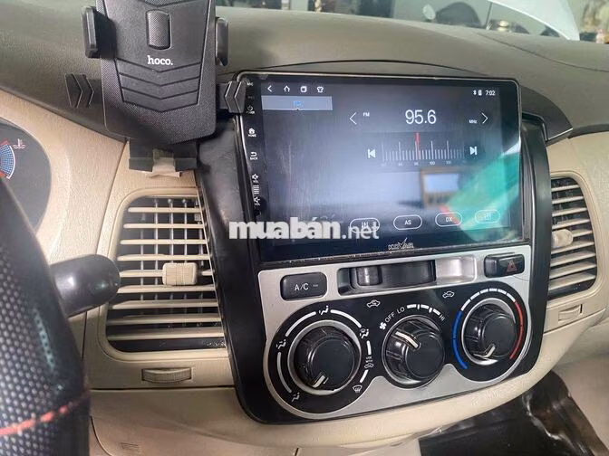 Toyota Innova 2.0E 2016 Số sàn Bạc