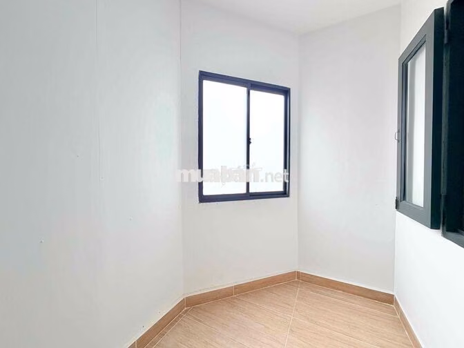 NHÀ SHR 3 TẦNG MỚI CẦN BÁN GẤP NHỈNH HƠN 2 TỶ