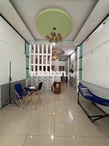 🔥 BÁN NHÀ NGAY CHỢ ĐÔNG HÒA – ĐƯỜNG 6M CÓ VỈA HÈ – 60M² – NHỈNH 4 TỈ 🔥