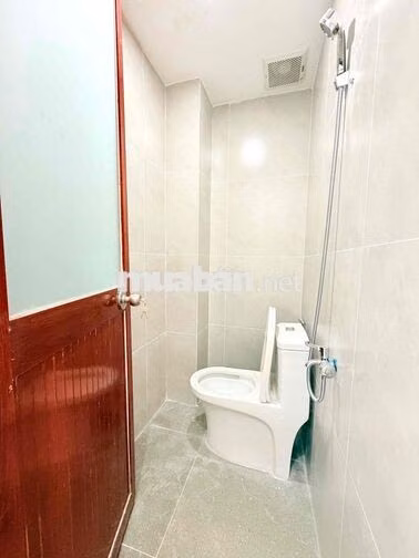 NHÀ SHR 3 TẦNG MỚI CẦN BÁN GẤP NHỈNH HƠN 2 TỶ