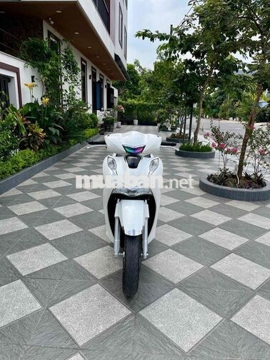 Honda SH125 2022 Trắng 18599 km