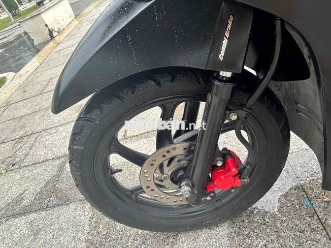 Honda Vision 2018 Đen 7856 km Biển 67B2