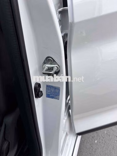 Suzuki XL7 7 chỗ Số tự động Trắng