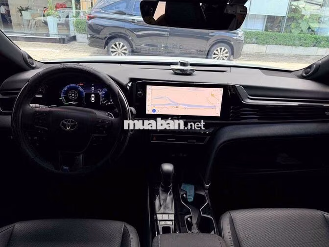 Camry Hybird Top 2026 siêu lướt 1.000 km