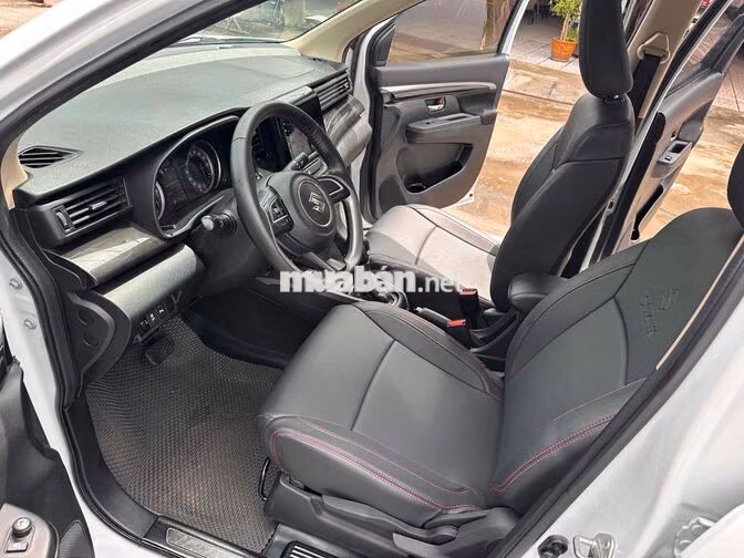 Suzuki XL7 7 chỗ Số tự động Trắng