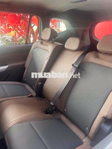 VinFast VF MPV 7