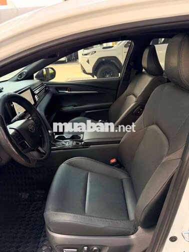 Camry Hybird Top 2026 siêu lướt 1.000 km