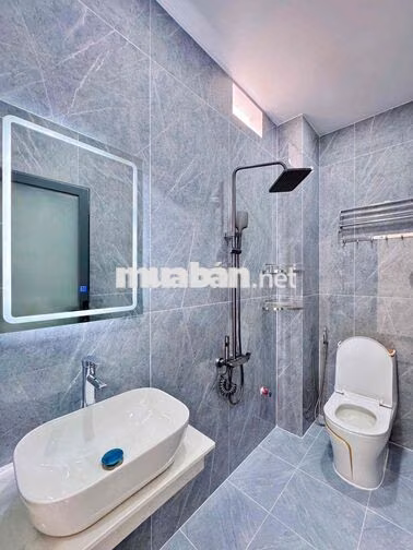 🏡 Nhà Đẹp Bình Tân (4M x 18M) Ngay Ngã Tư Bà Hom