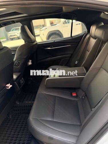 Camry Hybird Top 2026 siêu lướt 1.000 km