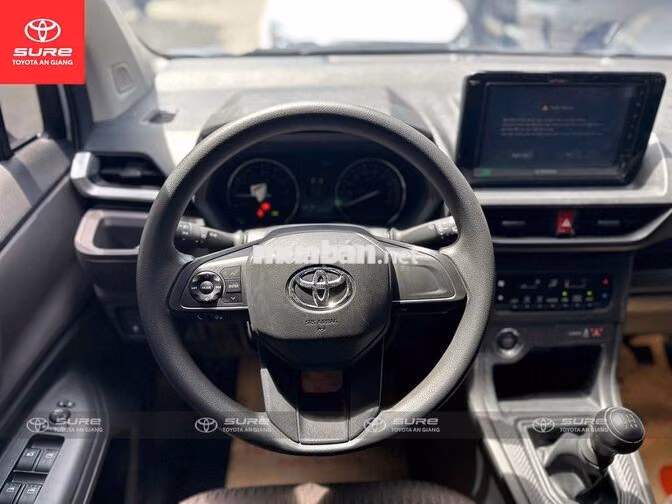 Toyota Avanza Premio 1.5G 2024 MT (xe tập lái)
